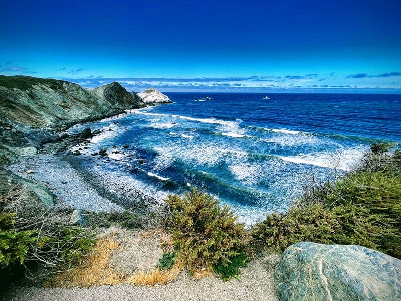 Edging the old Normality